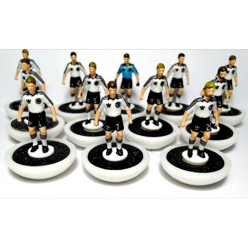 Subbuteo Andrew Table West Germany 1982 World Cup Team on classic Lightweight bases